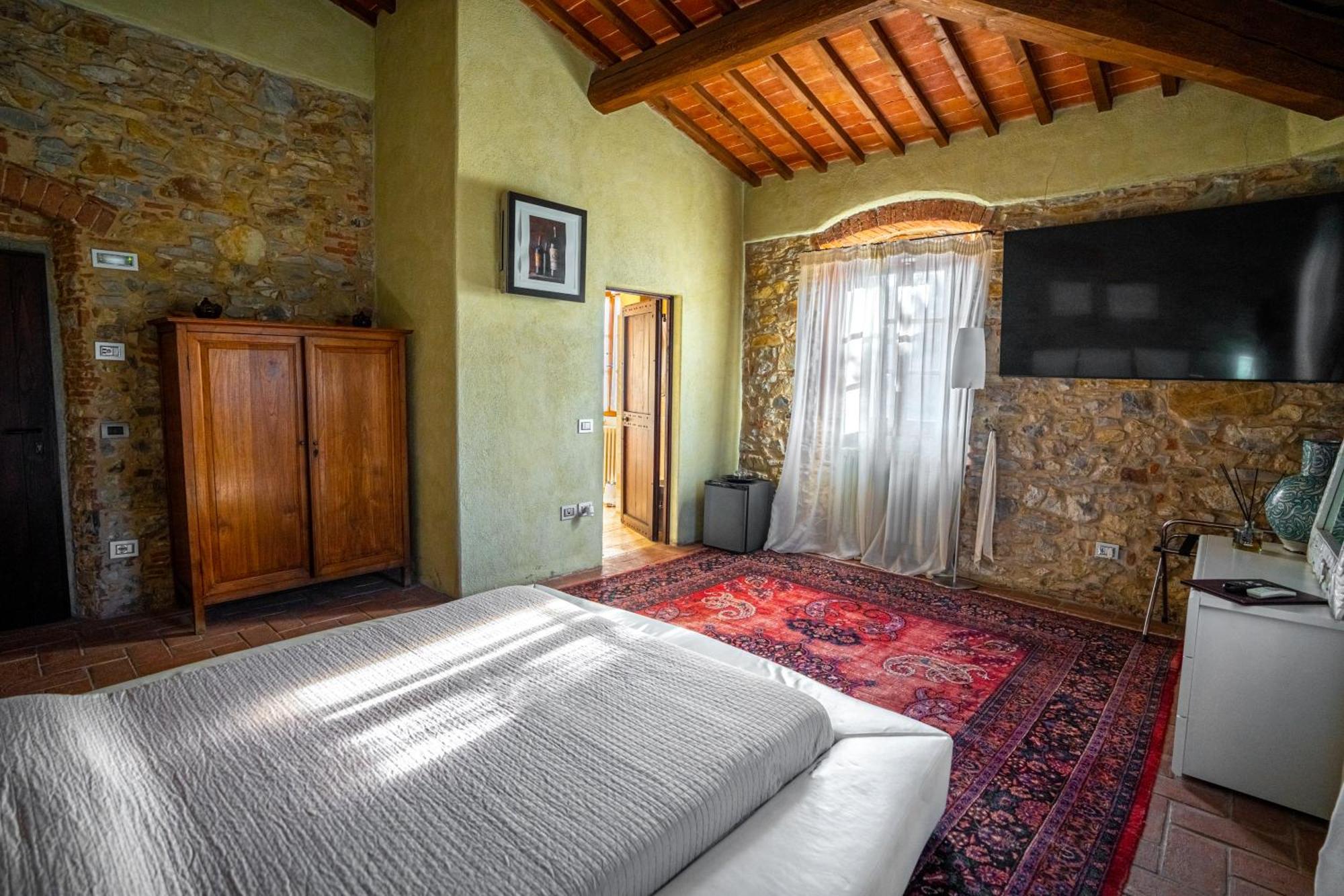 Agriturismo Sottotono カルミニャーノ エクステリア 写真